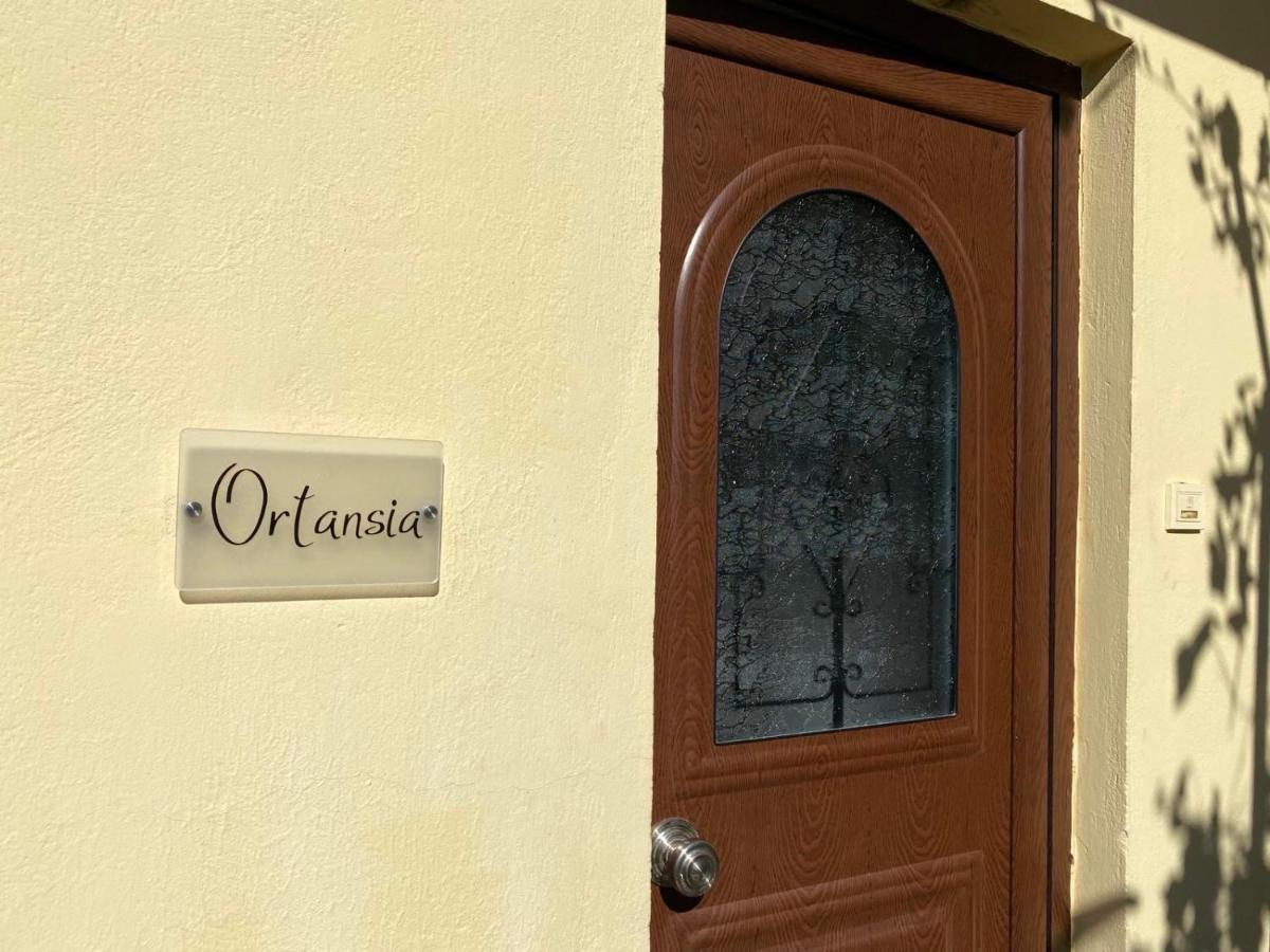 Ortansia Apartment Димицана Екстериор снимка